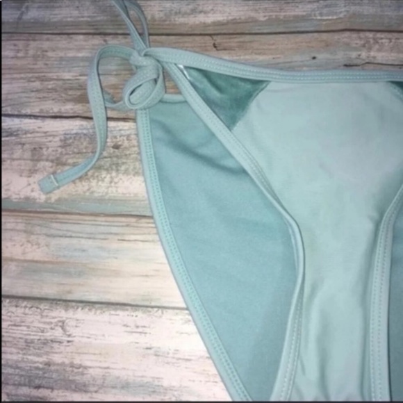 Xhilaration Green Bikini Bottoms - Picture 2 of 4